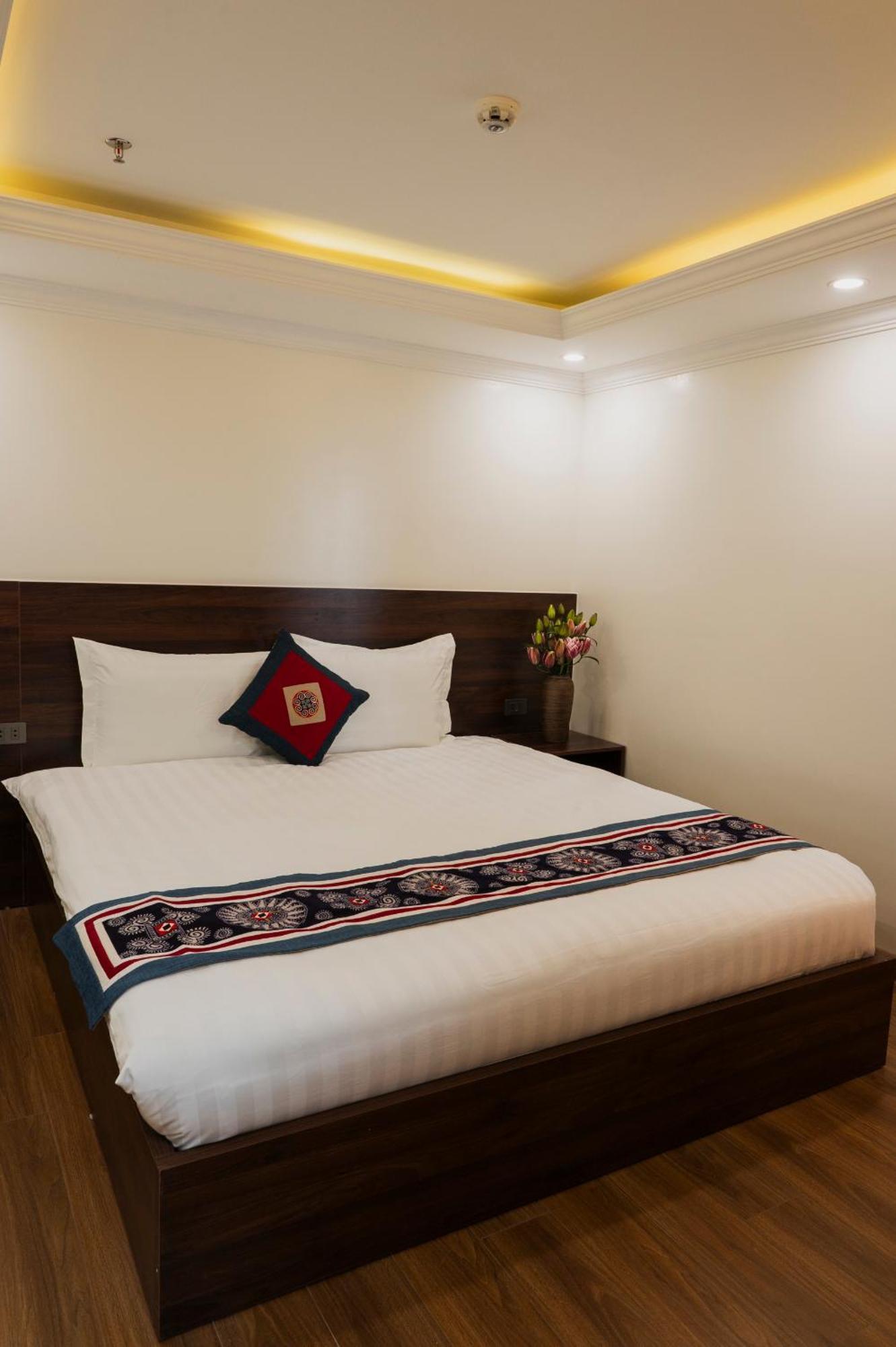 Anh Tu Hotel Sa Pa Ngoại thất bức ảnh